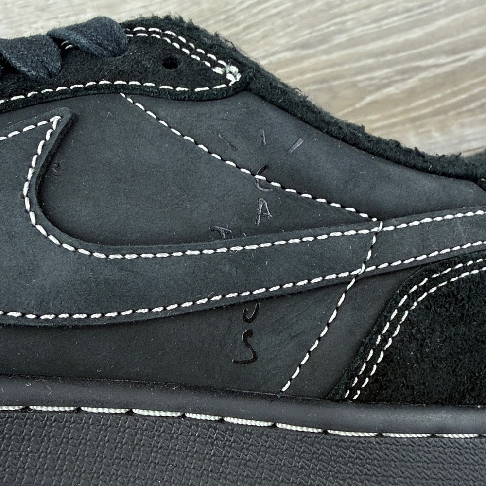 Nike Air Jordan 1 Retro Low OG SP x Travis Scott Men’s 9.5 Black Phantom Sneaker - Picture 13 of 16